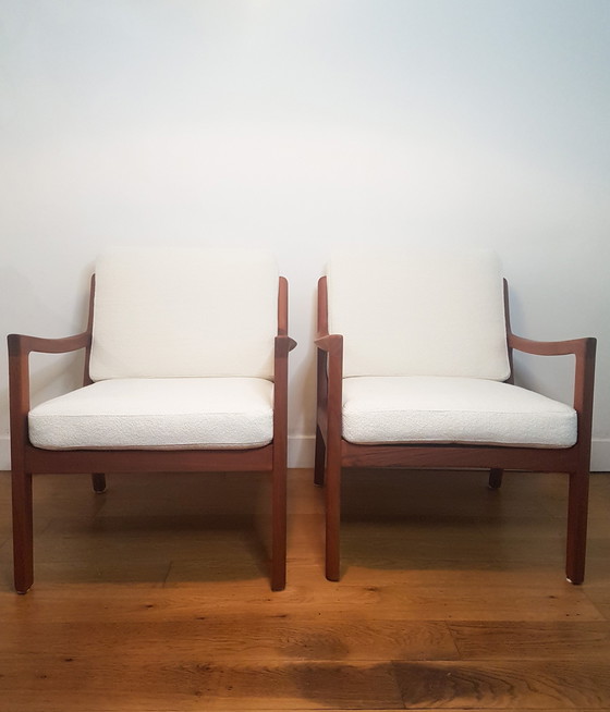 Image 1 of 2 x Ole Wanscher Senator Chairs in teak en bouclé