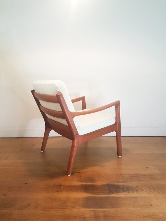 Image 1 of 2 x Ole Wanscher Senator Chairs in teak en bouclé