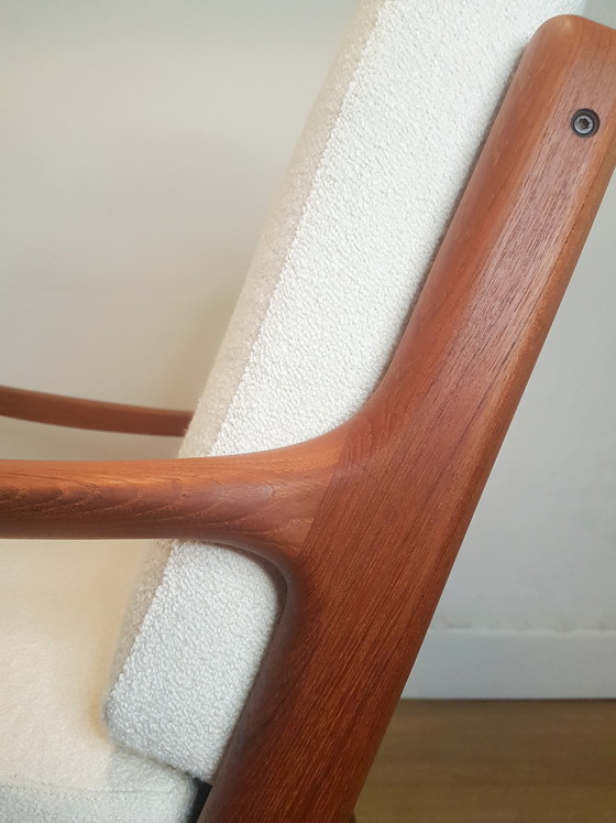 Image 1 of 2 x Ole Wanscher Senator Chairs in teak en bouclé