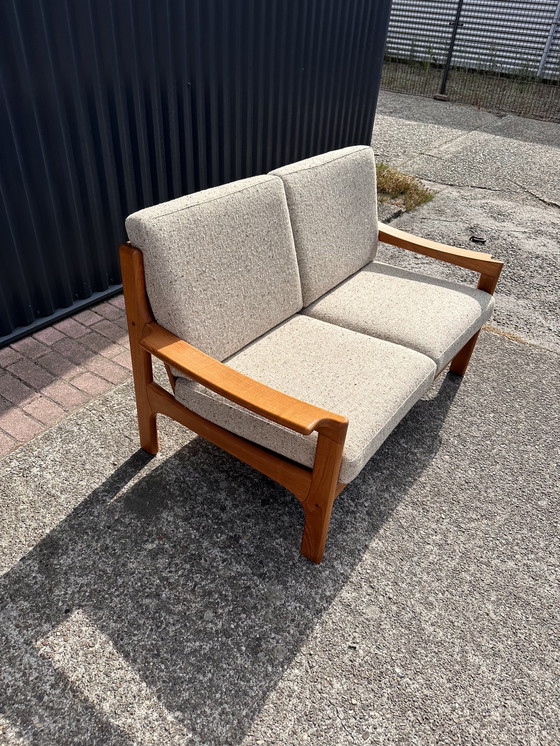 Image 1 of Vintage 2-zitsbank teak