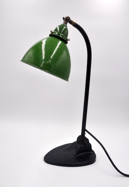 Groene industriële werkplaatslamp - Bauhaus stijl (jaren '30)