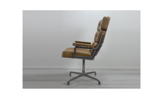 Image 1 of Herman Miller Eames Time Life chair