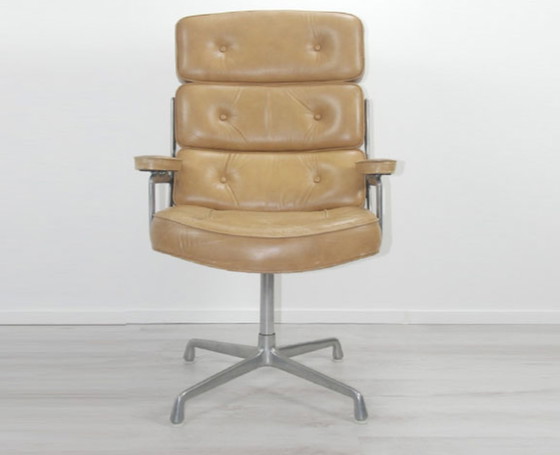 Image 1 of Herman Miller Eames Time Life chair