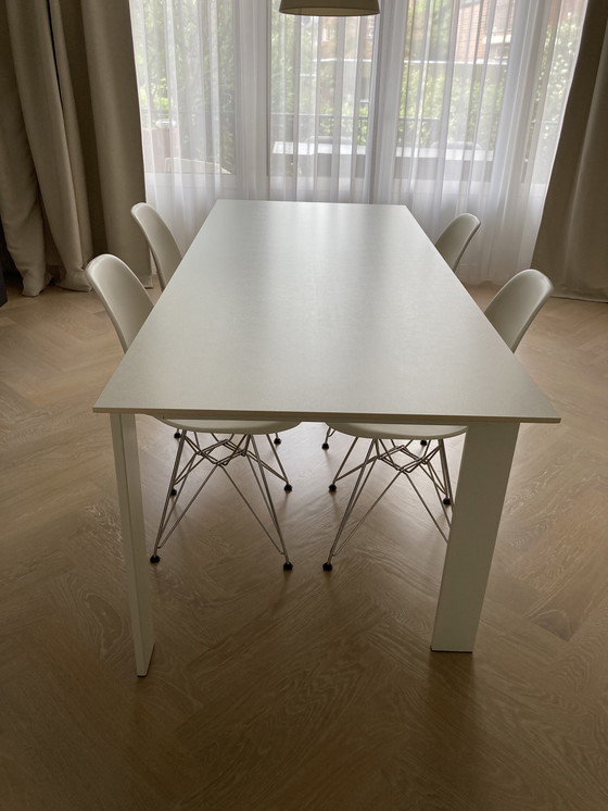 Image 1 of Kartell Ferrucio Laviani Four tafel