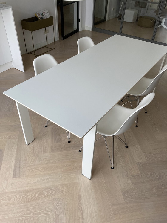 Image 1 of Kartell Ferrucio Laviani Four tafel