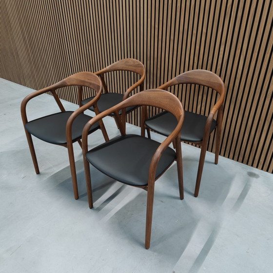 Image 1 of Artisan Neva Chair