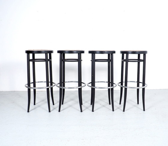 Image 1 of 4 Thonet hoge barkrukken 204 RH zwart