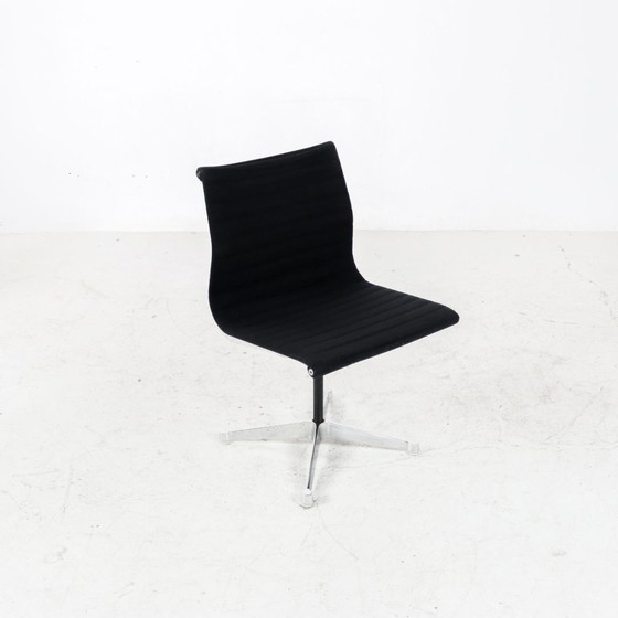 Image 1 of 4x Herman Miller Alu Chair EA 105