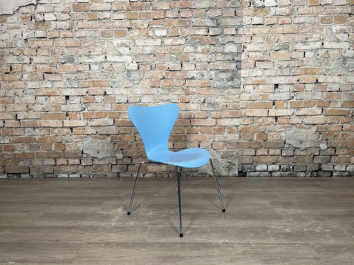 Fritz Hansen Vlinder blauw - stoel