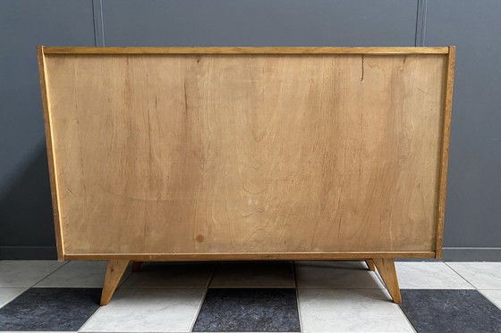 Image 1 of Roze drievoudig front Jiri Jiroutek dressoir voor Interier Praha 1960