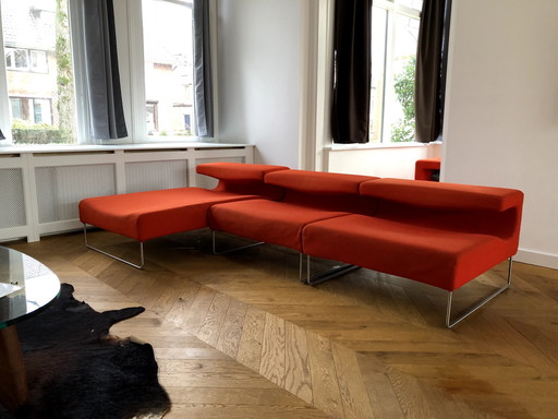 Moroso modulaire lage zitbank van Patricia Urquiola