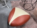 Leolux Pallone voetenbank terra Off white leer
