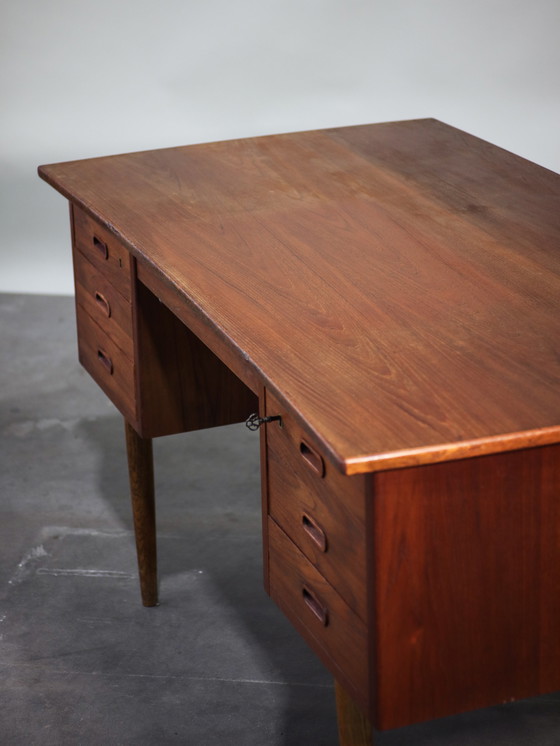 Image 1 of Vintage bureau teakhout