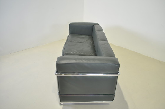 Image 1 of Cassina by Le Corbusier LC2 bank