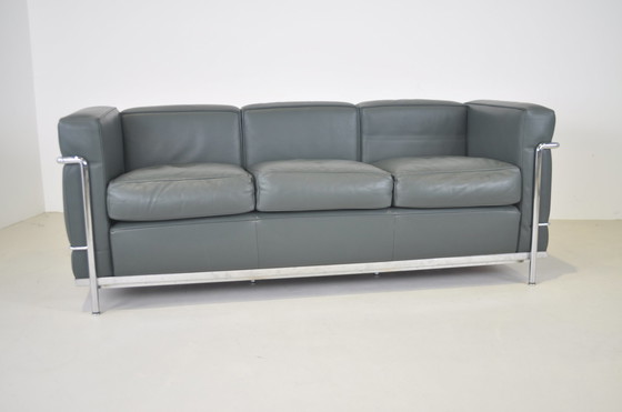 Image 1 of Cassina by Le Corbusier LC2 bank