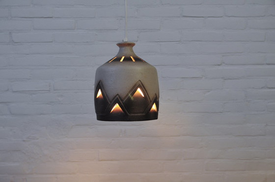 Image 1 of Axella paarse aardewerk hanglamp