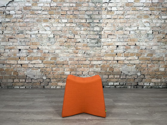 Image 1 of Naughtone pinch stool oranje