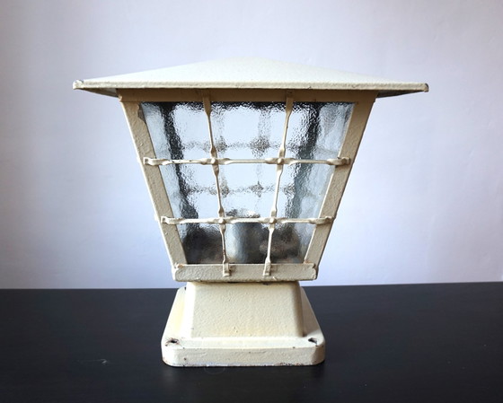 Image 1 of Metaal tuinlamp uit de jaren 60