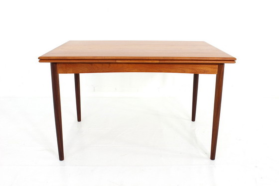 Image 1 of AM Møbler Mid-Century Deense teakhouten eettafel, uitschuifbaar