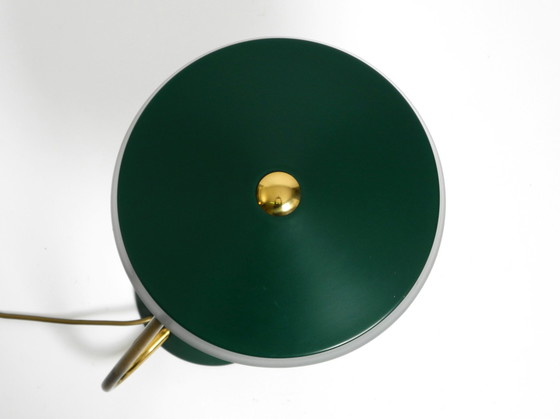 Image 1 of Originele grote zware Mid Century Modern metalen tafellamp in British Groen in dromerige staat