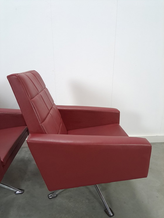 Image 1 of Vintage bordeauxrode draaifauteuil