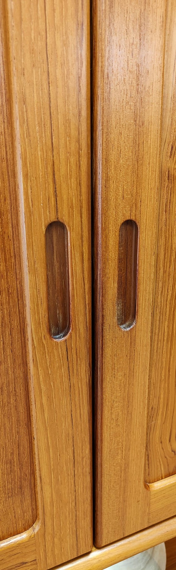 Image 1 of Vintage highboard