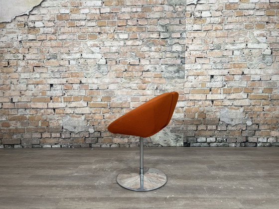 Image 1 of Artifort Little Apollo oranje - fauteuil