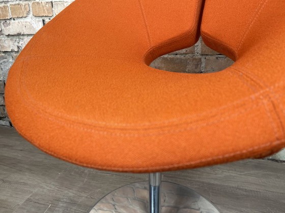 Image 1 of Artifort Little Apollo oranje - fauteuil