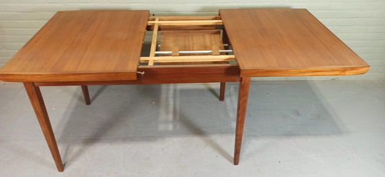 Image 1 of Vintage uitschuifbare eettafel