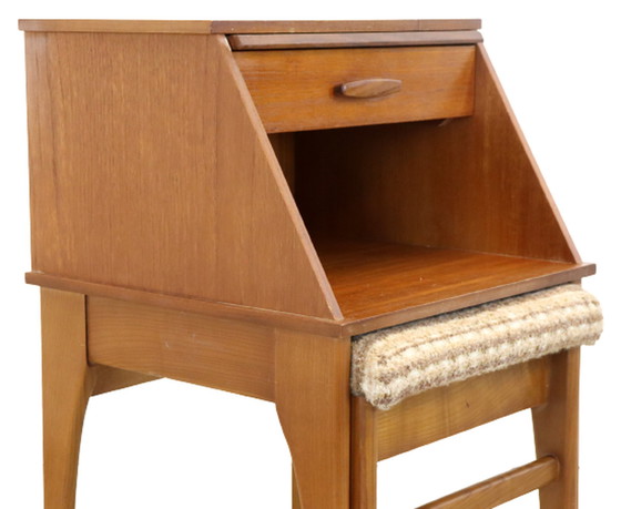 Image 1 of Gossip bench telefoonbankje 'Tremar' vintage