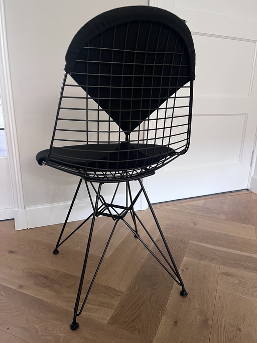 2 x Vitra wire DKR Zwart met zwarte bikini