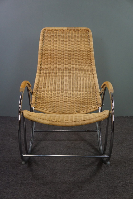 Image 1 of Vintage Italiaanse Design schommelstoel
