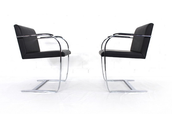 Image 1 of 2x Knoll Int. Brno Chair, Cantilever Chair, Mies van der Rohe, verchroomd plat staal, lederen bekleding