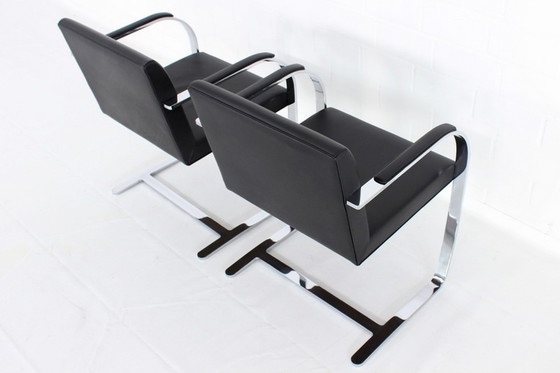 Image 1 of 2x Knoll Int. Brno Chair, Cantilever Chair, Mies van der Rohe, verchroomd plat staal, lederen bekleding