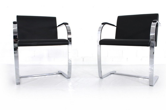 Image 1 of 2x Knoll Int. Brno Chair, Cantilever Chair, Mies van der Rohe, verchroomd plat staal, lederen bekleding