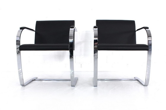 Image 1 of 2x Knoll Int. Brno Chair, Cantilever Chair, Mies van der Rohe, verchroomd plat staal, lederen bekleding