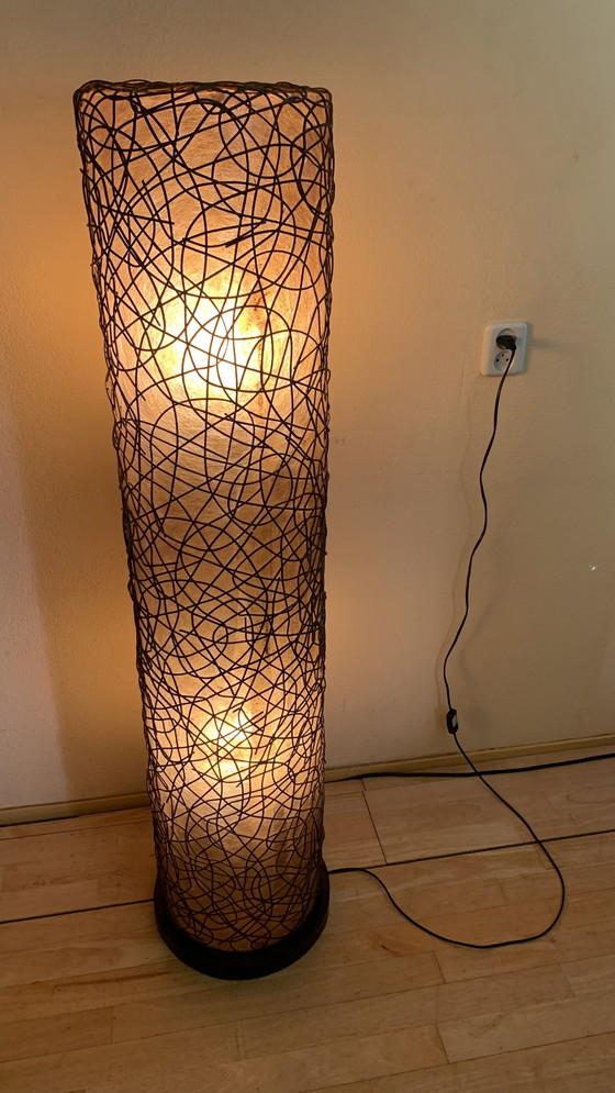 Image 1 of Mid Century Italiaanse Glasvezel/Rotan lamp