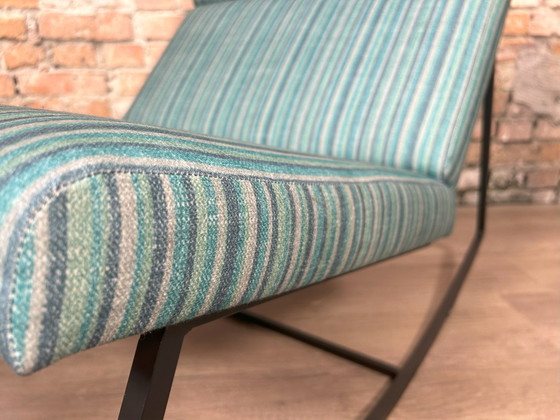 Image 1 of Gus Modern GT Rocker blauw gestreept - fauteuil