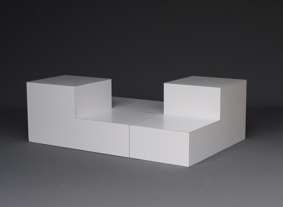 Image 1 of Minimalistische sculpturale salontafel