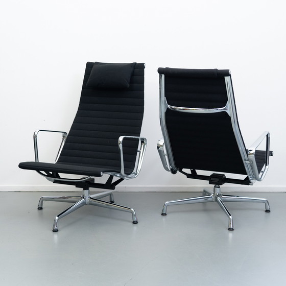 Image 1 of 2x Vitra Eames Ea 124 chair