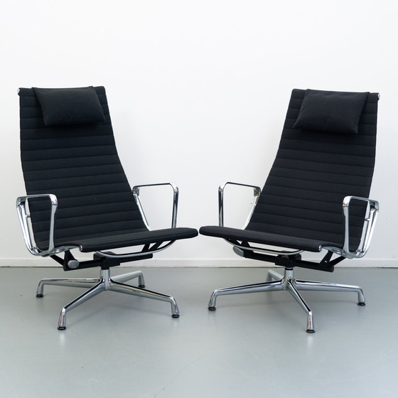 Image 1 of 2x Vitra Eames Ea 124 chair