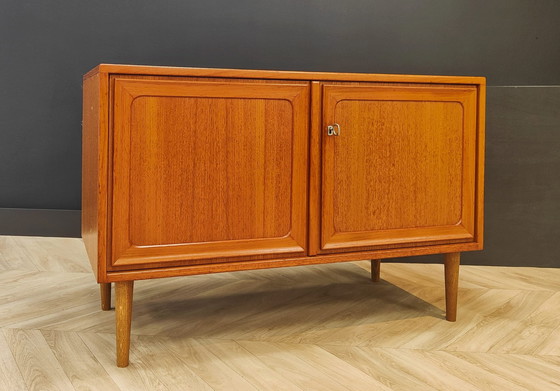 Image 1 of Mid Century dressoir