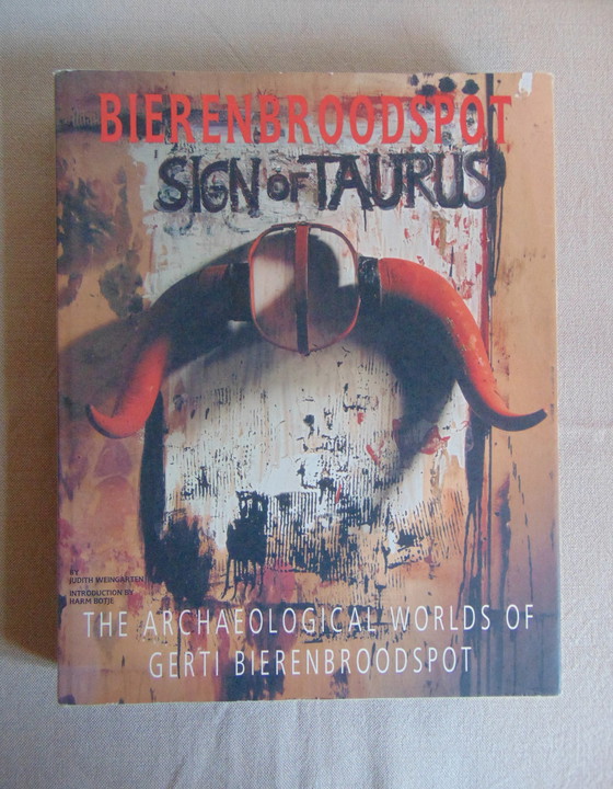 Image 1 of Gerti Bierenbroodspot - Boek Sign of Taurus