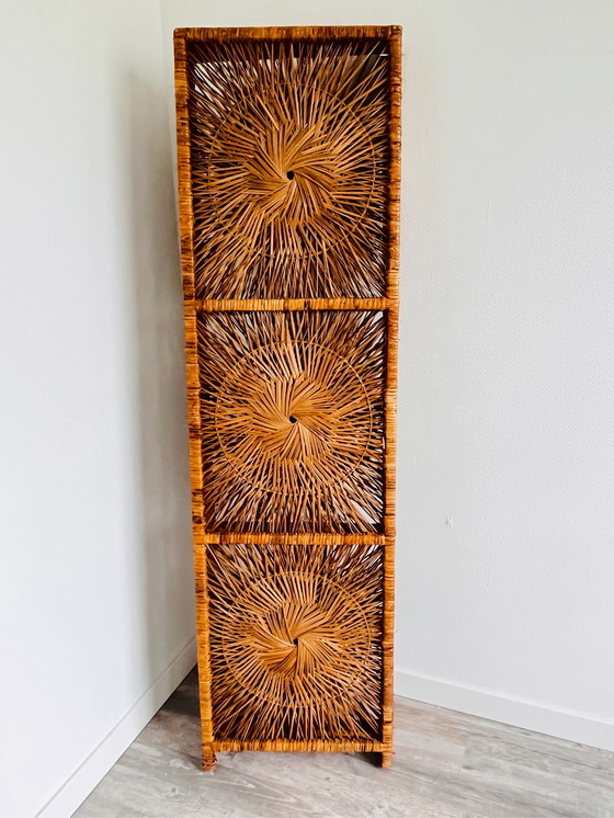 Image 1 of Vintage sunburst rotan kamerscherm