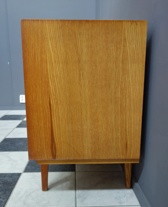 Image 1 of Vintage dressoir