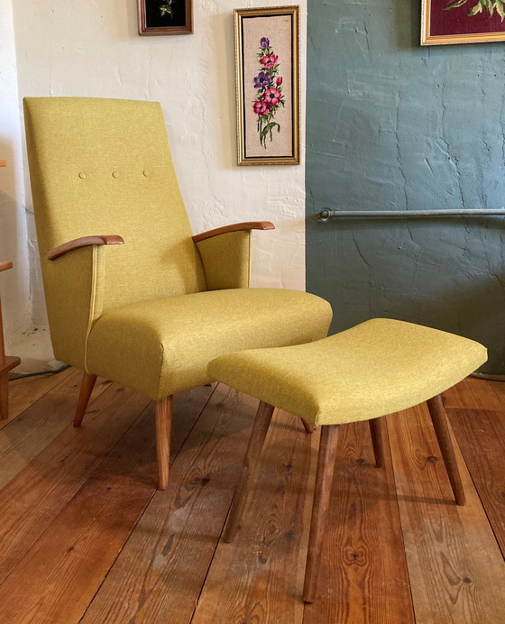 Image 1 of Vintage fauteuil met voetenbankje