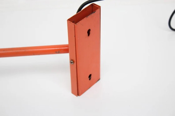 Image 1 of Space age wandhanger - Oranje en aluminium