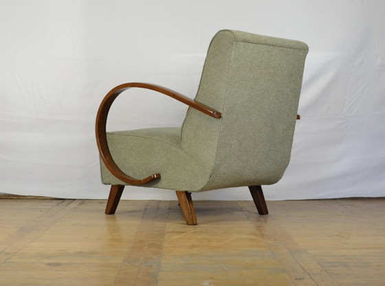 Image 1 of Fauteuil van Jindrich Halabala