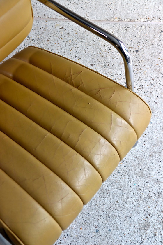 Image 1 of 2x Eileen Gray Bonaparte fauteuils