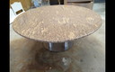 Kulowany marmeren tafel
